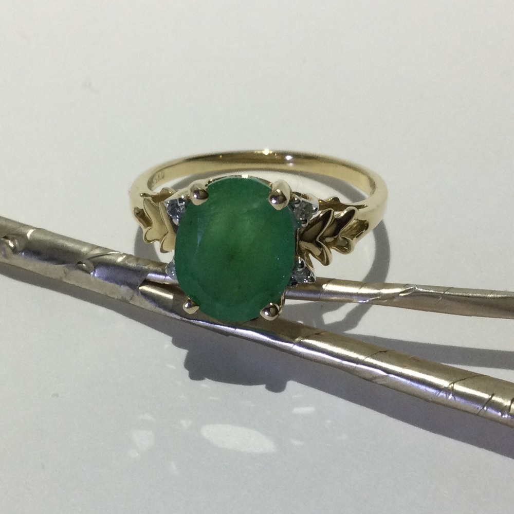 14K Emerald Diamond Ring